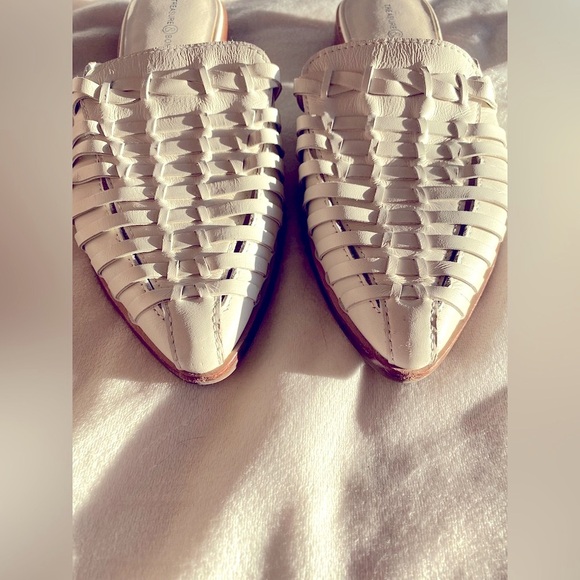 Treasure & Bond Woven Leather Mules | Size 8.5 | Cream Slip-On Flats - Picture 3 of 8